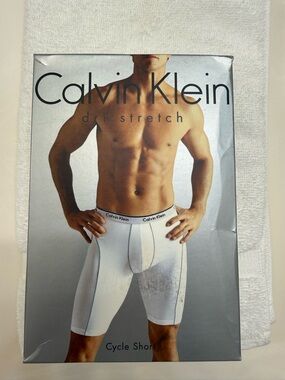 Calvin Klein White Men's Cycle Short Boxer Briefs - Logo Waistband